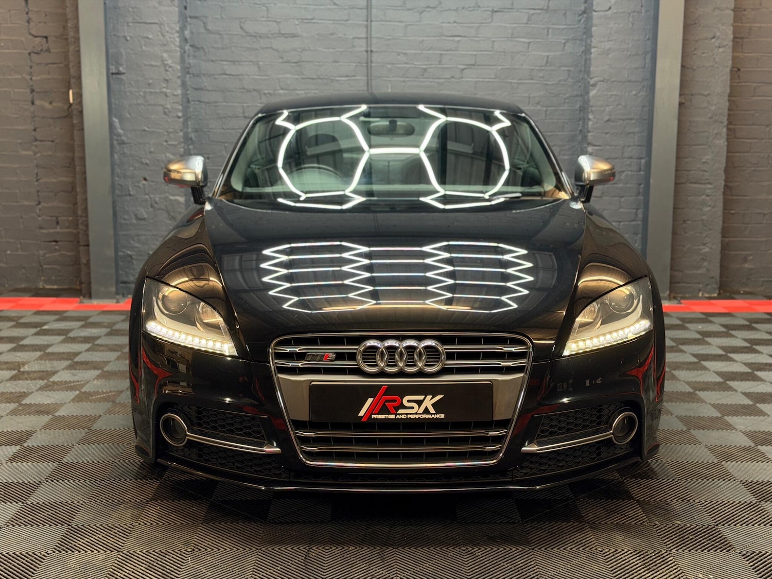 Used Audi TT 2012 for sale - 77939665: Photo 5