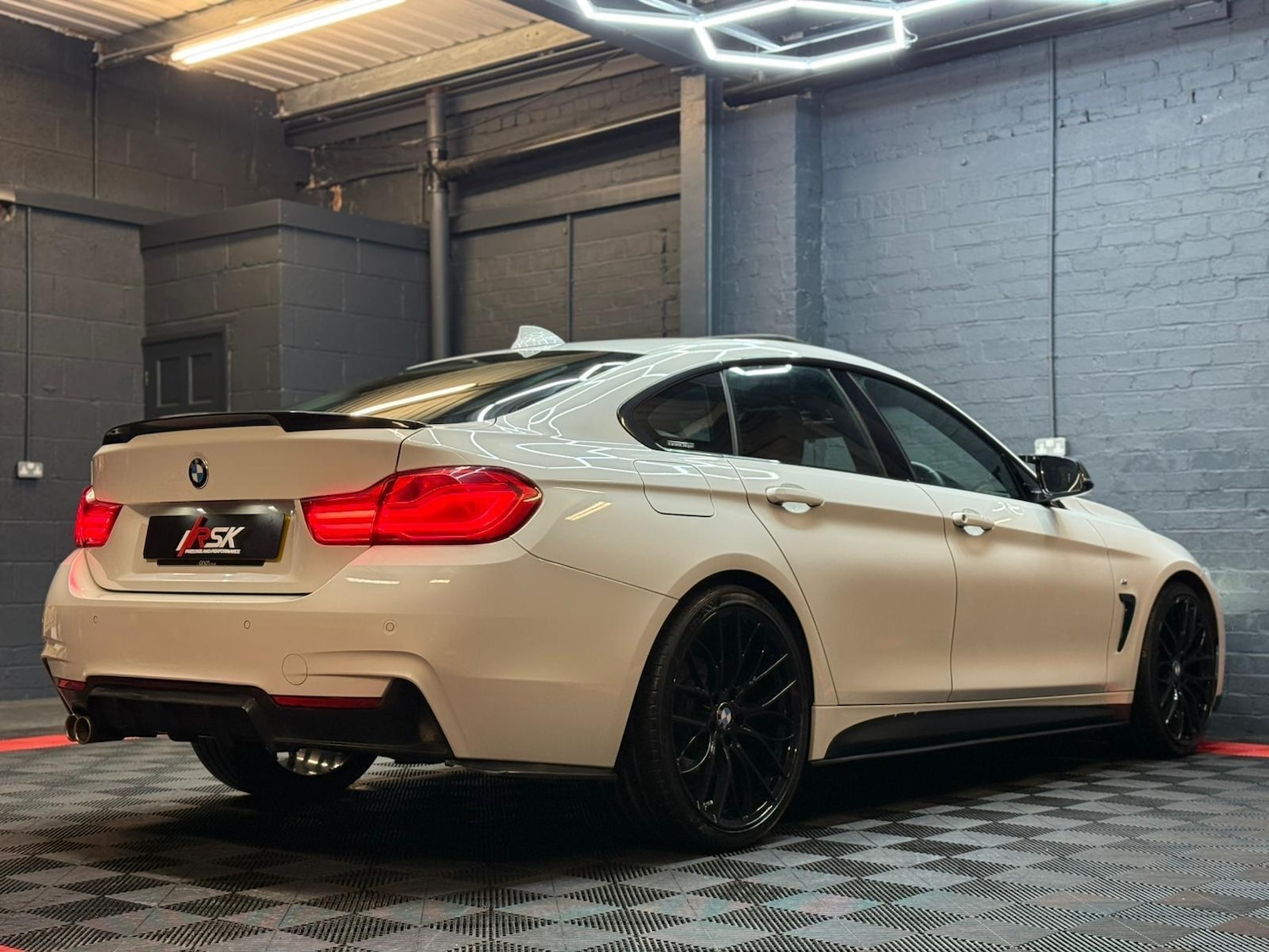 Used BMW 4 Series 2017 for sale - 76913487: Photo 12