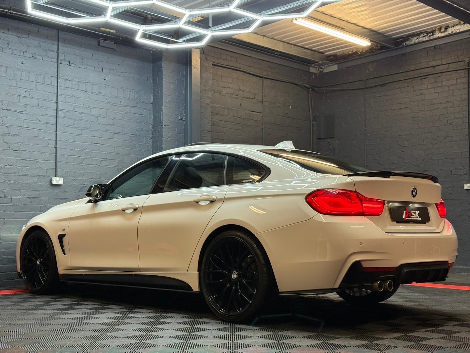 Used BMW 4 Series 2017 for sale - 76913487: Photo 15