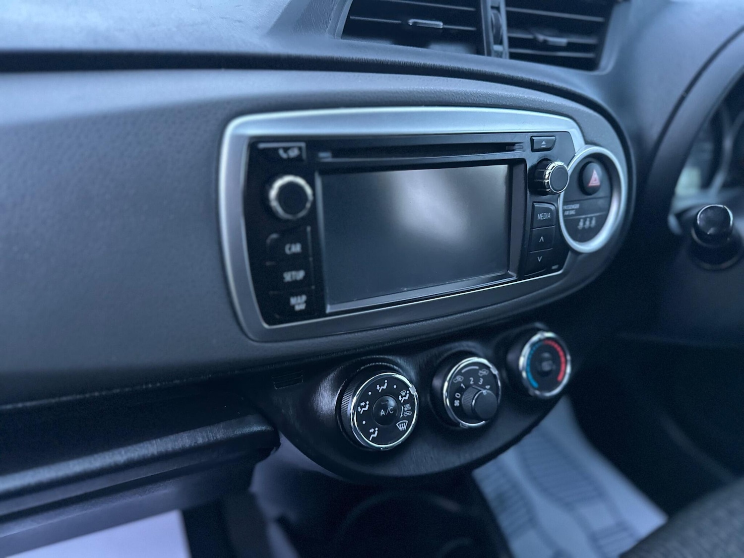 Used Toyota Yaris 2013 for sale - 76899636: Photo 29