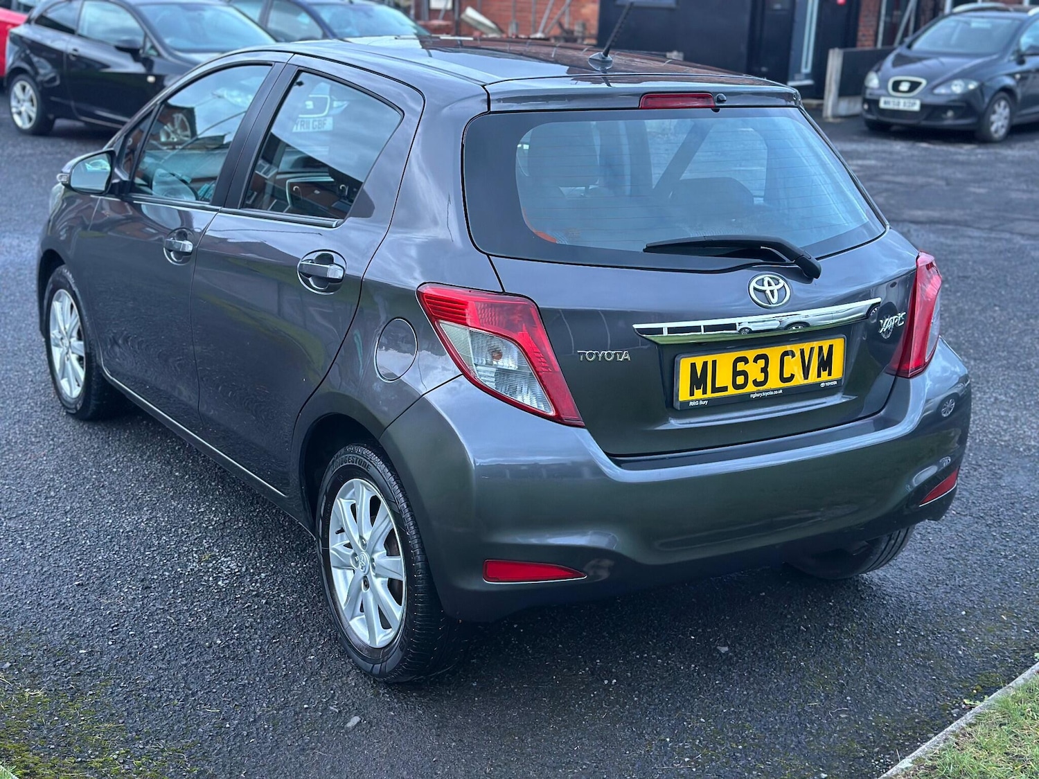 Used Toyota Yaris 2013 for sale - 76899636: Photo 4