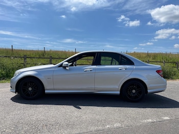 Used Mercedes-Benz C-Class 2010 for sale - 75459146: Photo