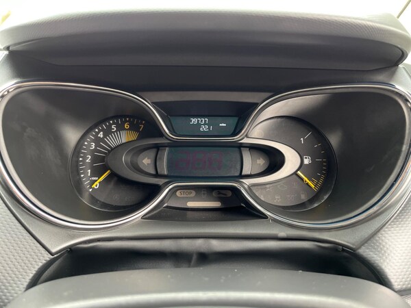 Used Renault Captur 2014 for sale - 76239541: Photo 30