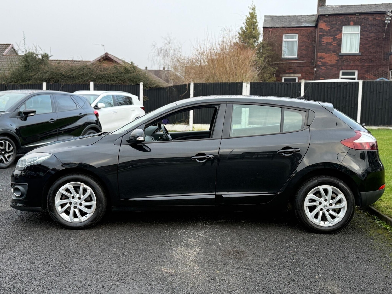 Used Renault Megane 2015 for sale - 77021002: Photo 7