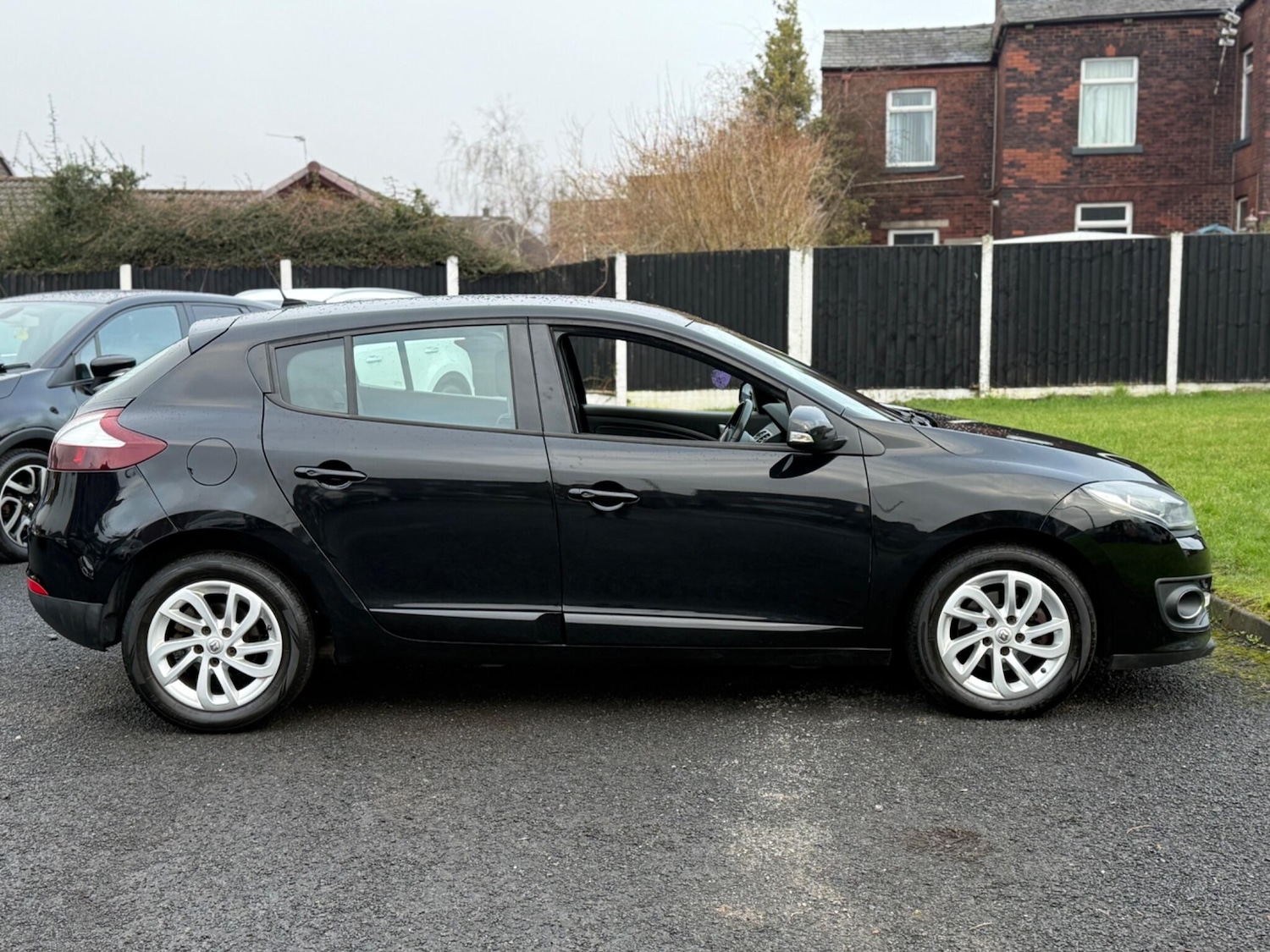 Used Renault Megane 2015 for sale - 77021002: Photo 9