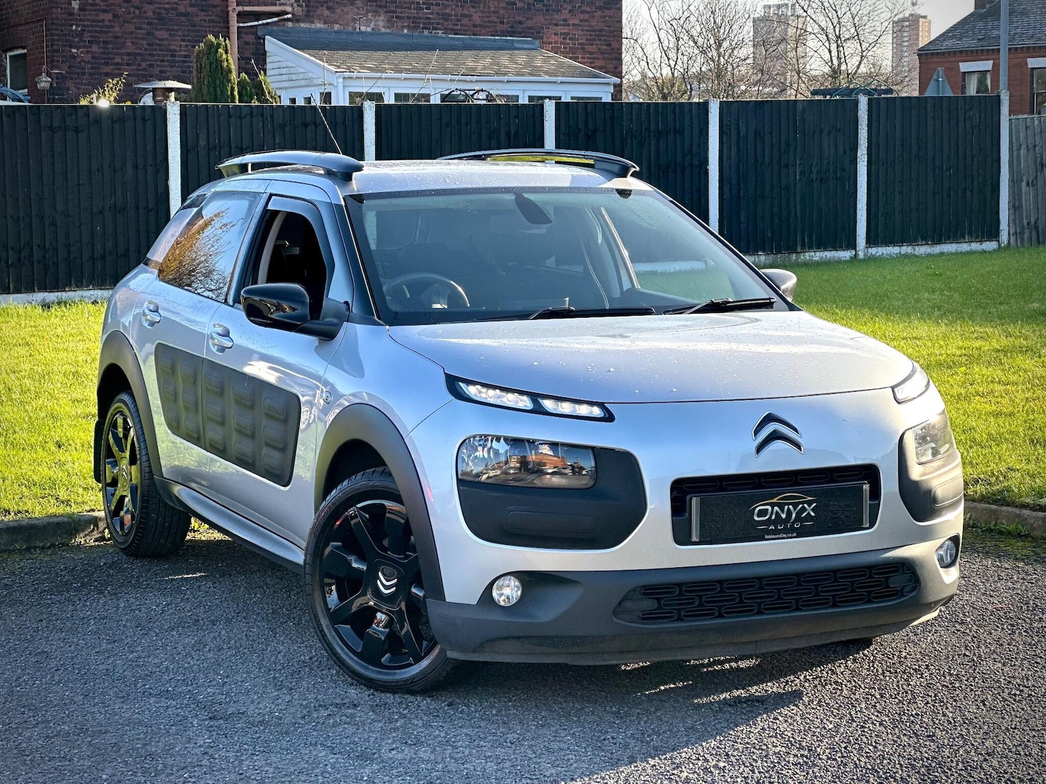 Used Citroen C4 Cactus 2015 for sale - 76607080: Photo 1
