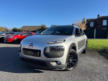 Used Citroen C4 Cactus 2015 for sale - 76607080: Photo