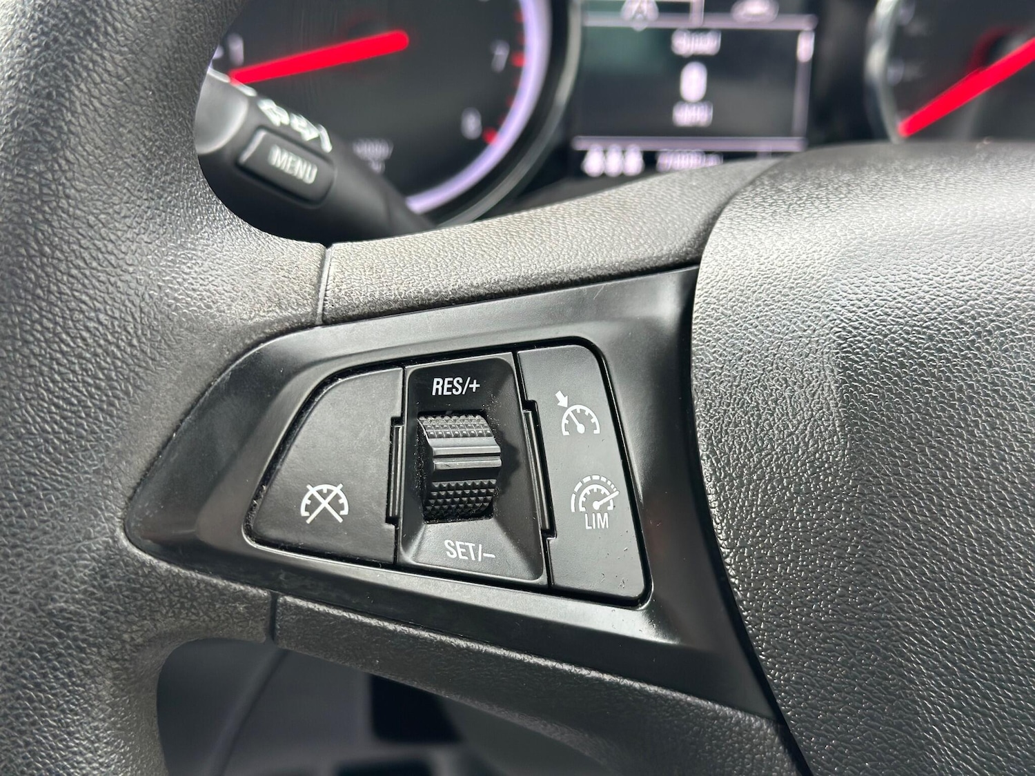 Used Vauxhall Astra 2018 for sale - 76620515: Photo 19