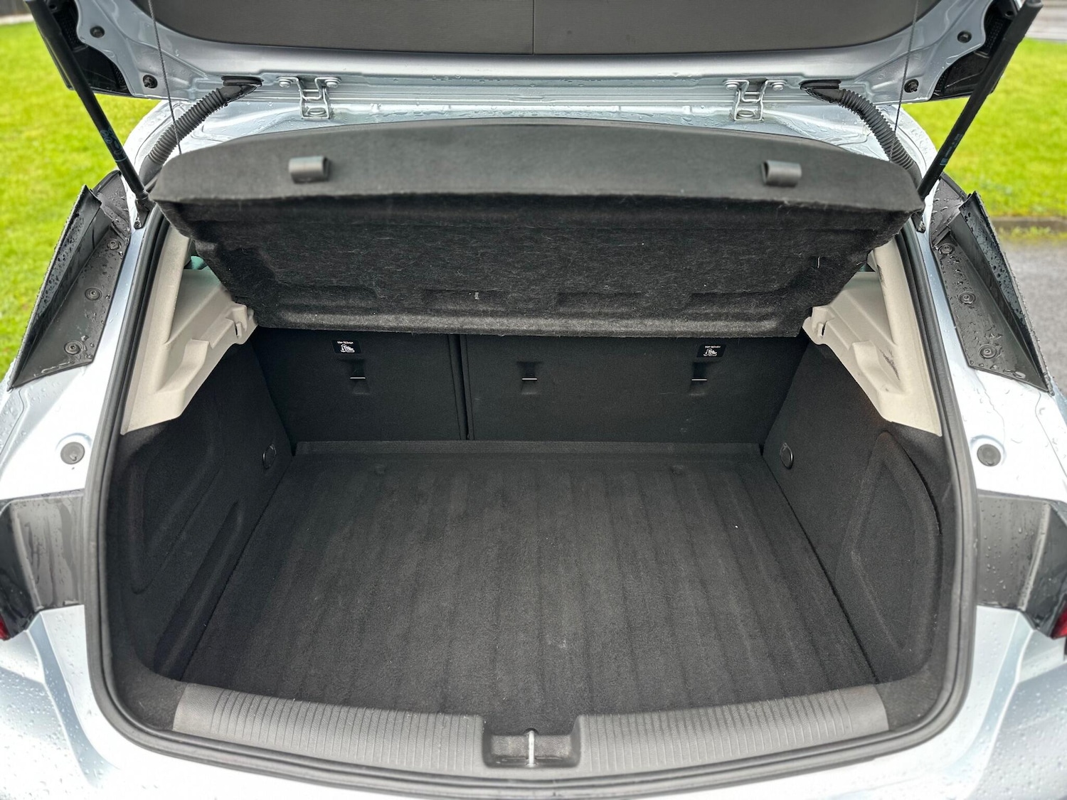 Used Vauxhall Astra 2018 for sale - 76620515: Photo 31