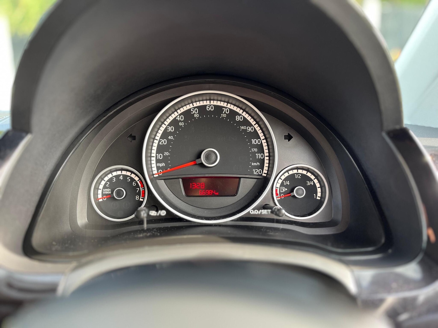 Used Volkswagen up! 2015 for sale - 76239452: Photo 23