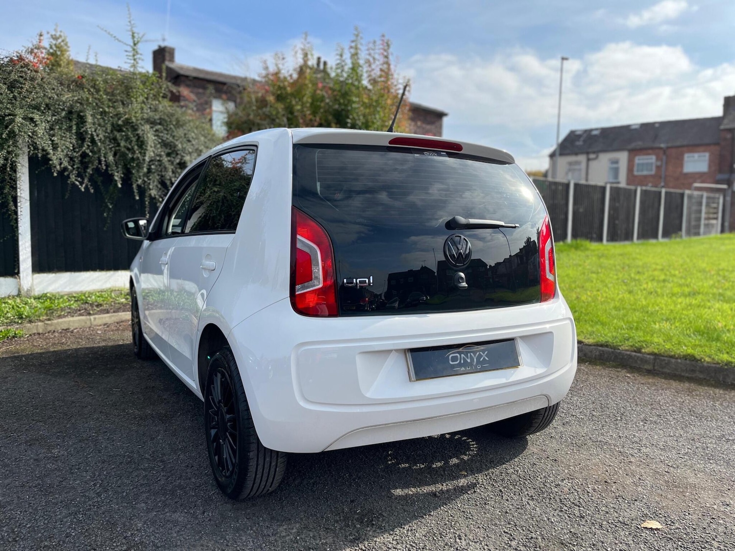 Used Volkswagen up! 2015 for sale - 76239452: Photo 4