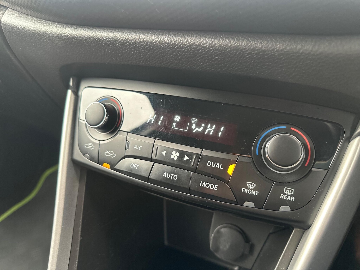 Used Suzuki SX4 S-Cross 2014 for sale - 76839350: Photo 8