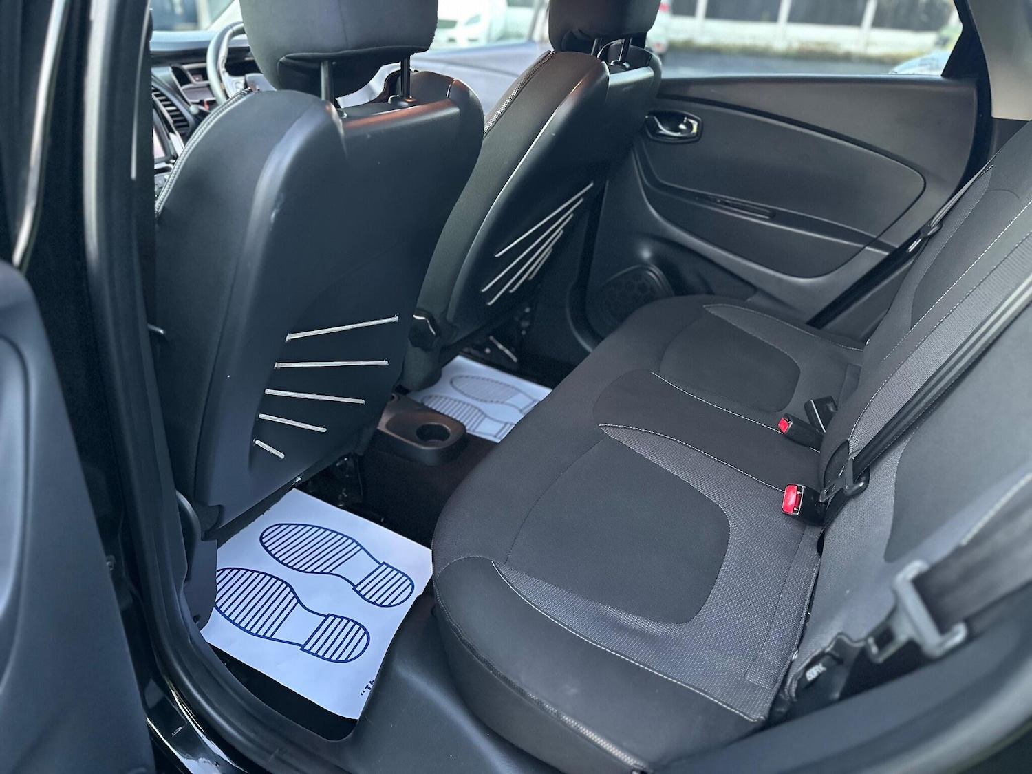 Used Renault Captur 2015 for sale - 76926720: Photo 17