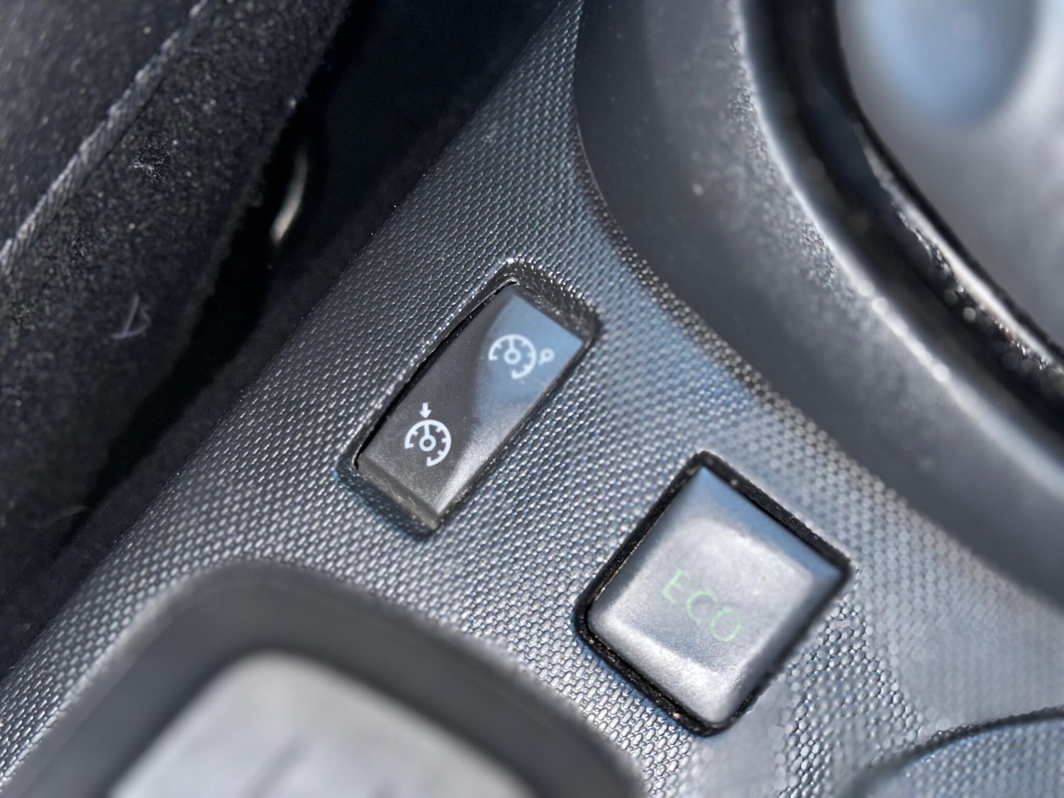 Used Renault Captur 2015 for sale - 76926720: Photo 22