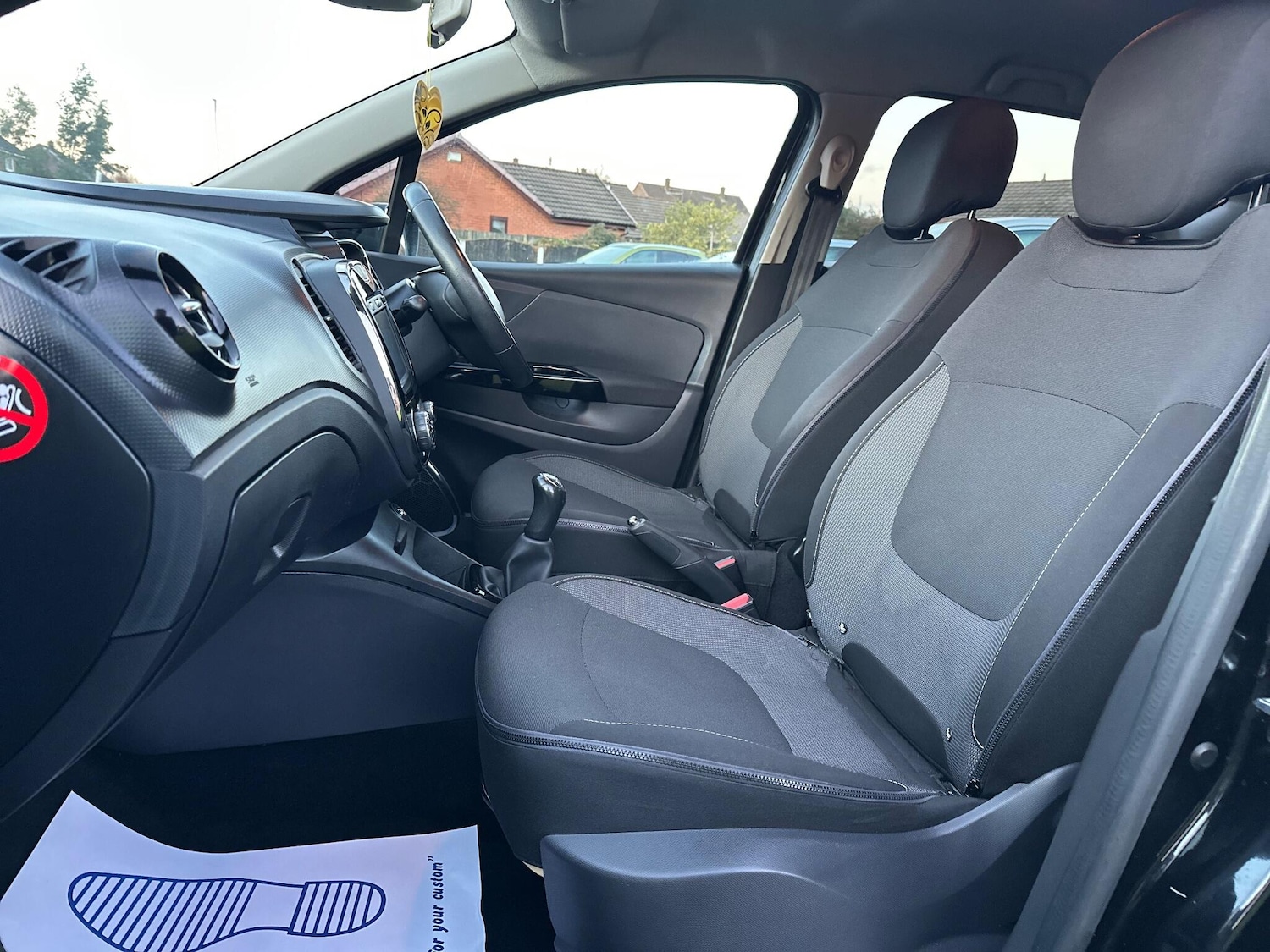 Used Renault Captur 2015 for sale - 76926720: Photo 32