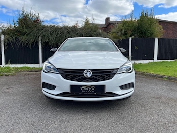 Used Vauxhall Astra 2016 for sale - 76043227: Photo 2