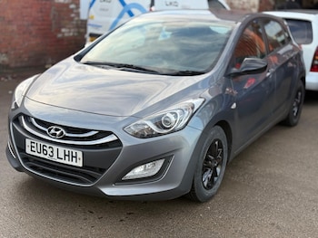 Used Hyundai i30 2013 for sale - 76965579: Photo