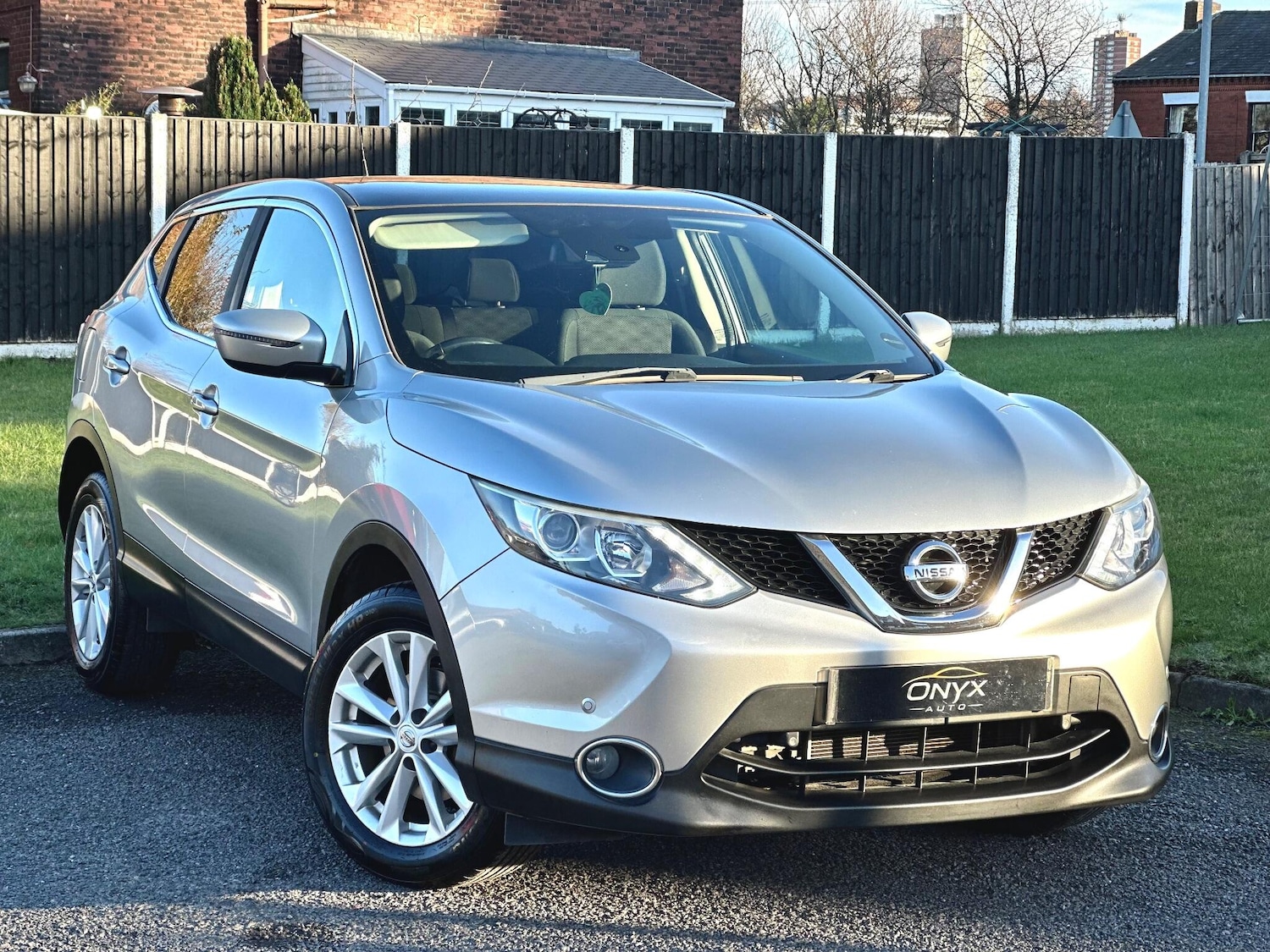 Used Nissan Qashqai 2015 for sale - 76645862: Photo 1