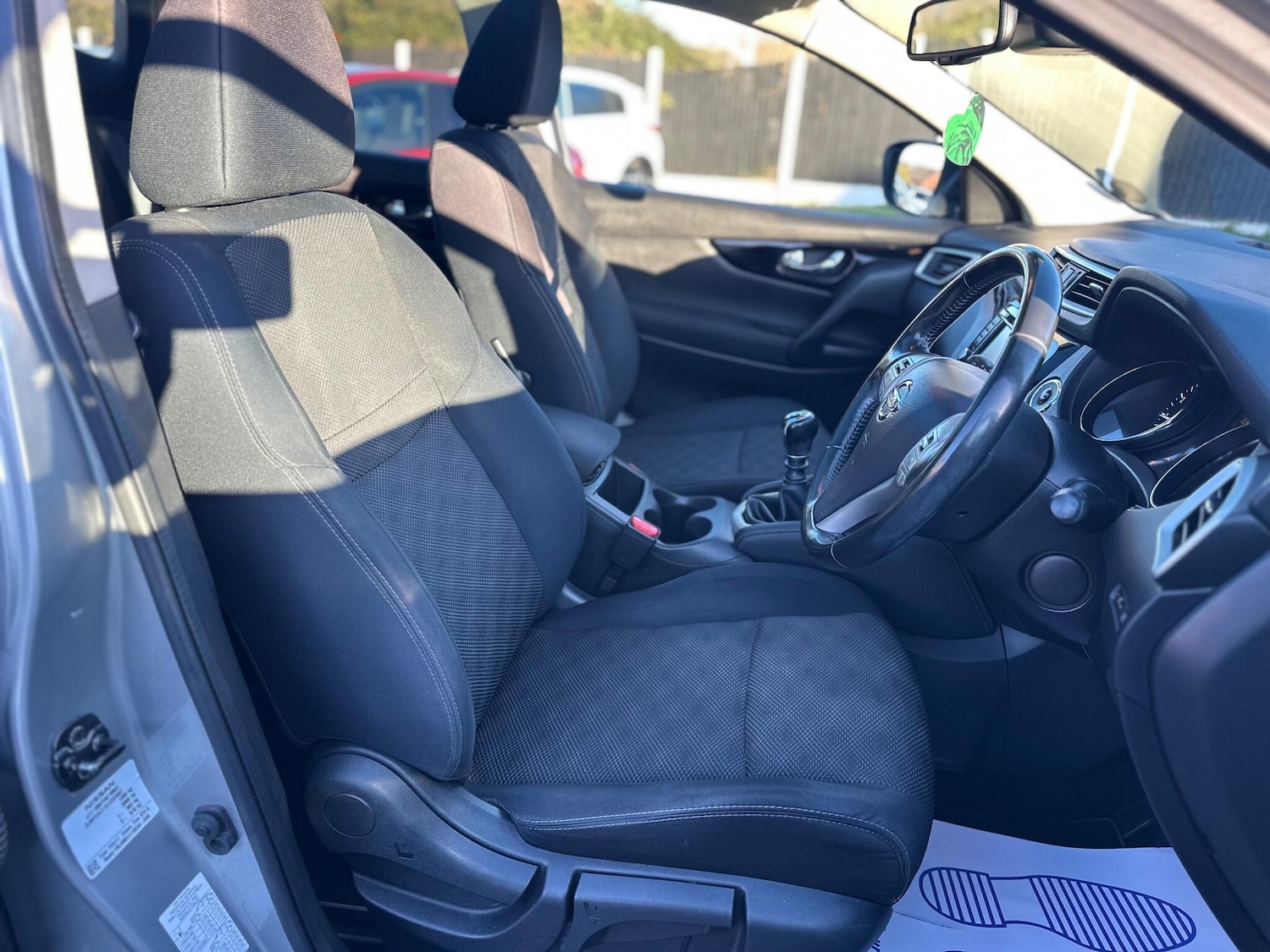 Used Nissan Qashqai 2015 for sale - 76645862: Photo 14