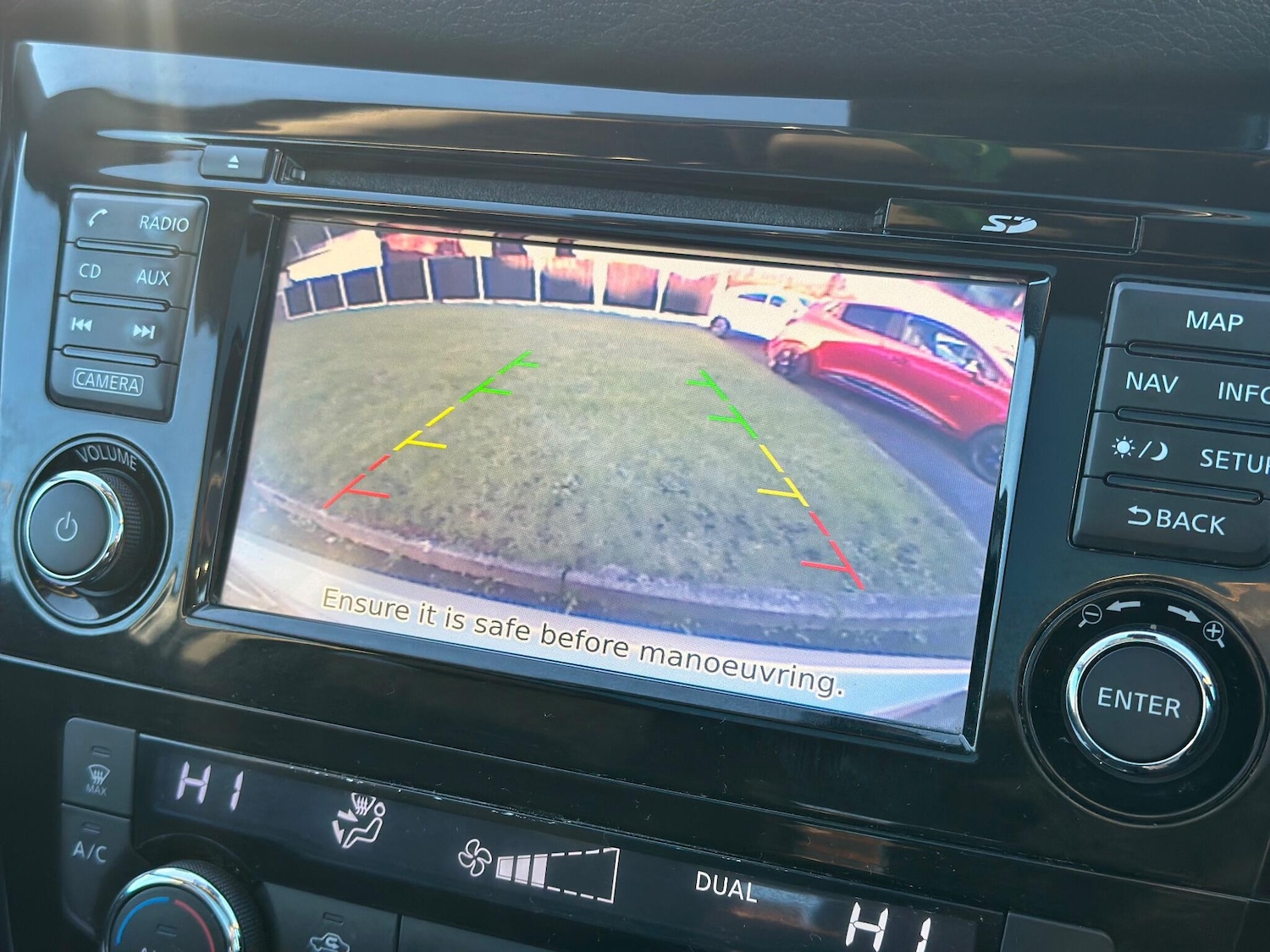 Used Nissan Qashqai 2015 for sale - 76645862: Photo 28