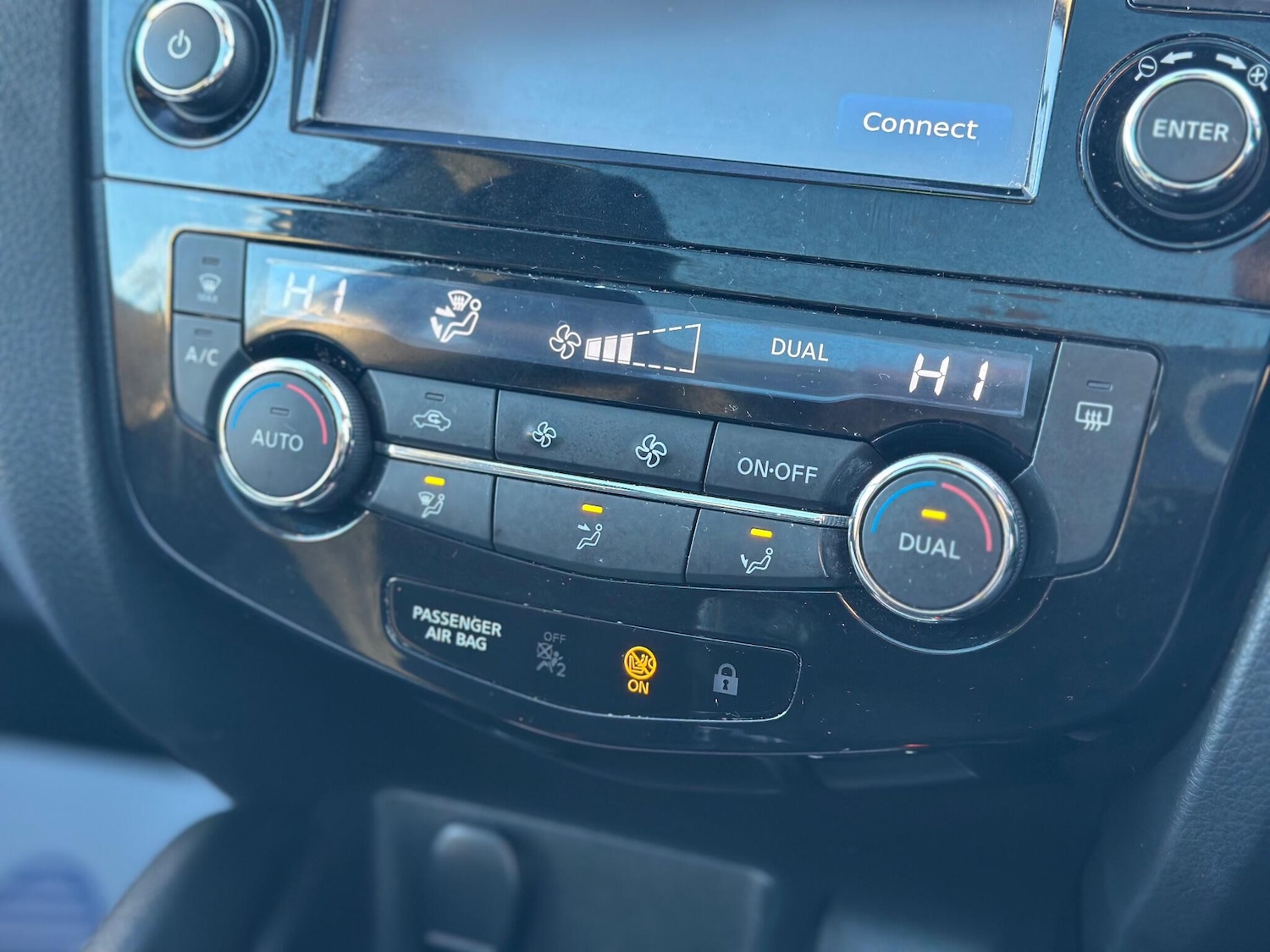 Used Nissan Qashqai 2015 for sale - 76645862: Photo 54