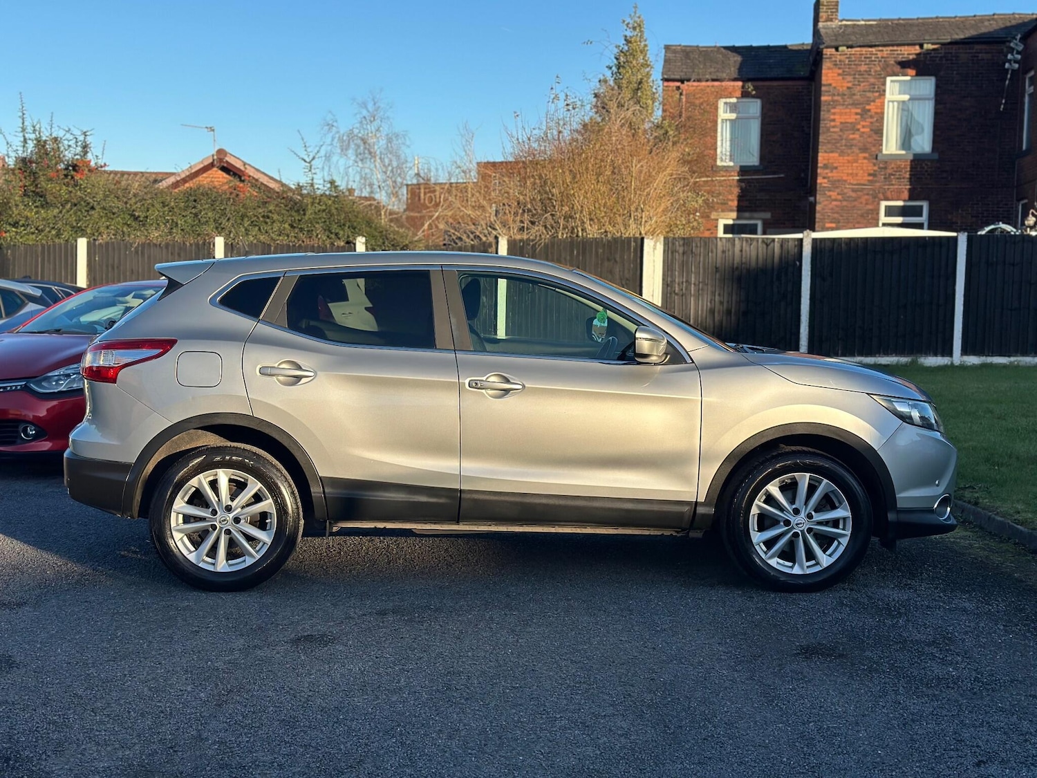 Used Nissan Qashqai 2015 for sale - 76645862: Photo 9