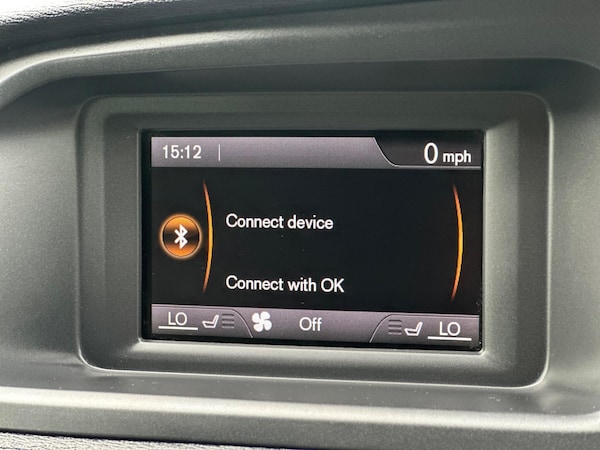 Used Volvo V40 2015 for sale - 76251506: Photo 16