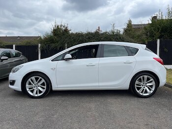 Used Vauxhall Astra 2013 for sale - 75678197: Photo