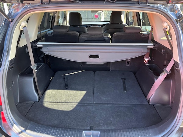 Used Kia Carens 2016 for sale - 76121855: Photo 29