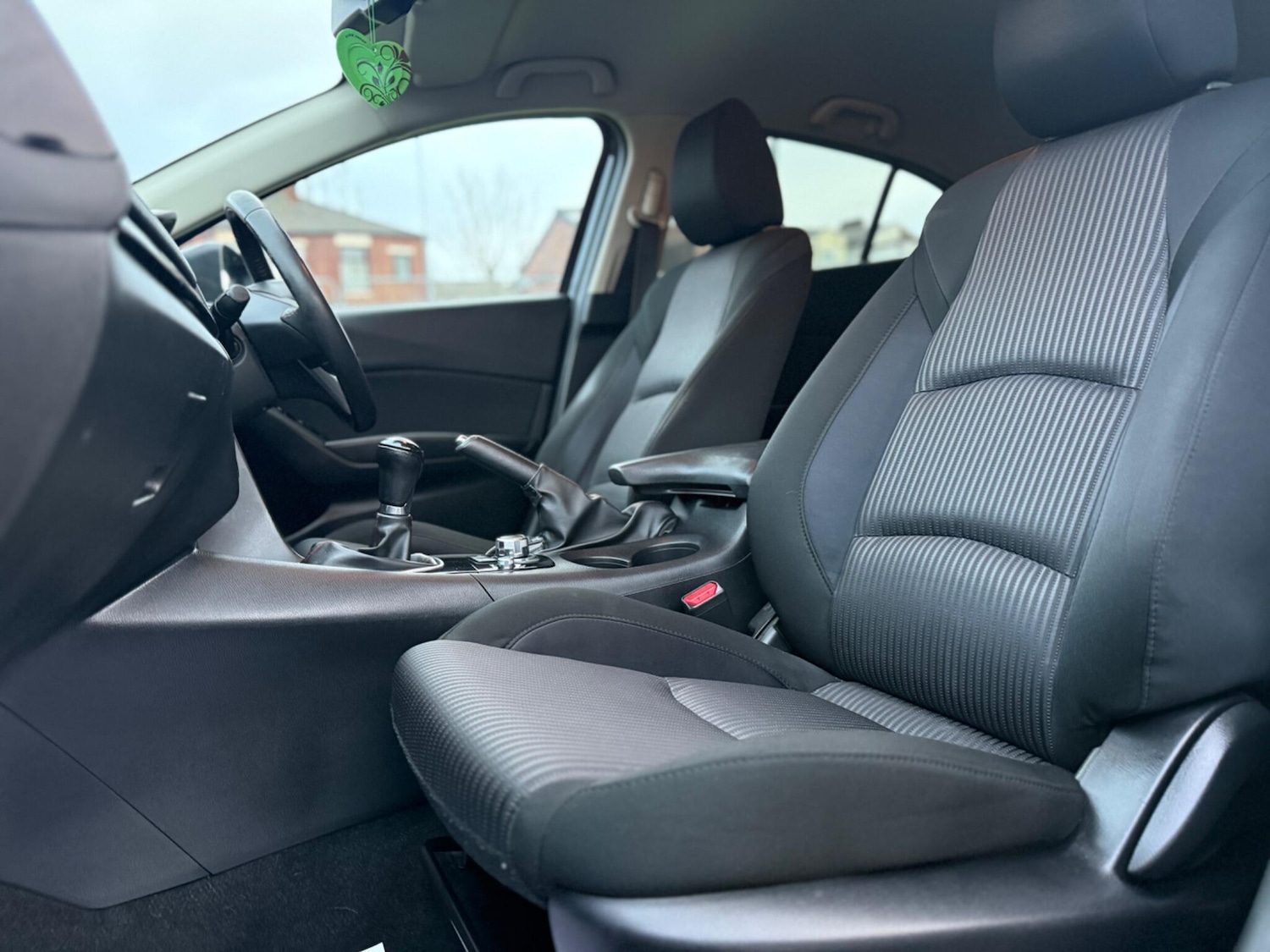 Used Mazda Mazda3 2015 for sale - 77040982: Photo 28