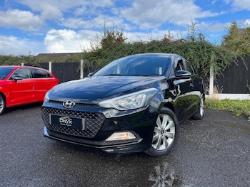 Used Hyundai i20 2015 for sale - 75940105: Photo