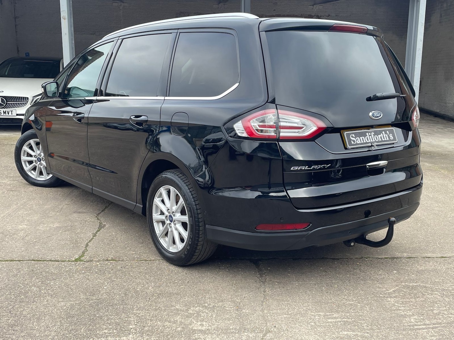 Used Ford Galaxy 2018 for sale - 77810329: Photo 13