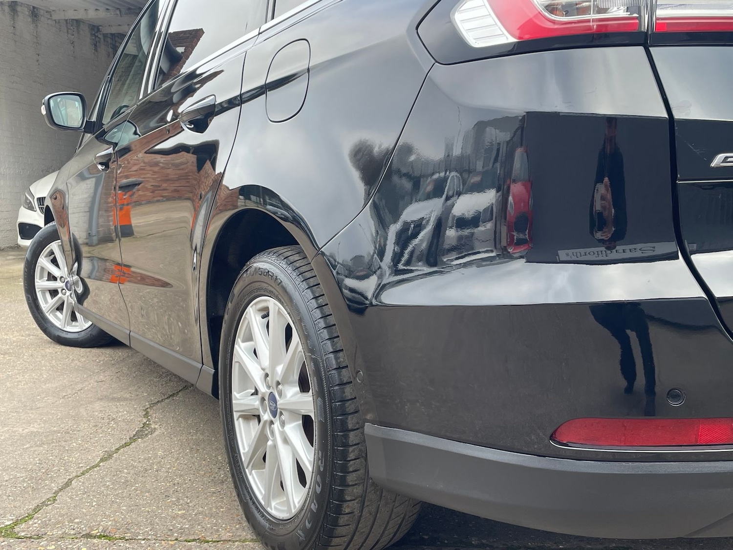 Used Ford Galaxy 2018 for sale - 77810329: Photo 14