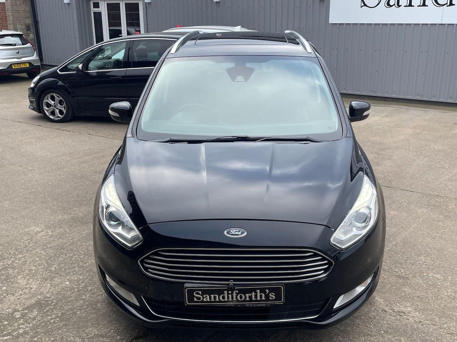 Used Ford Galaxy 2018 for sale - 77810329: Photo 30