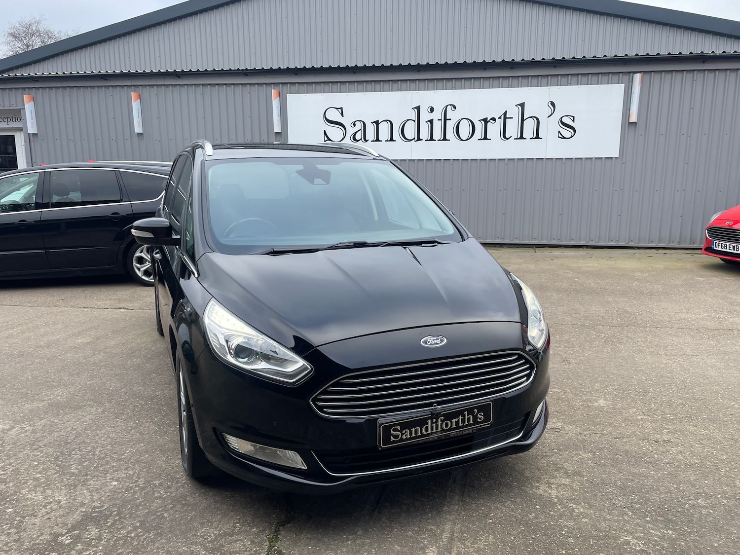 Used Ford Galaxy 2018 for sale - 77810329: Photo 42