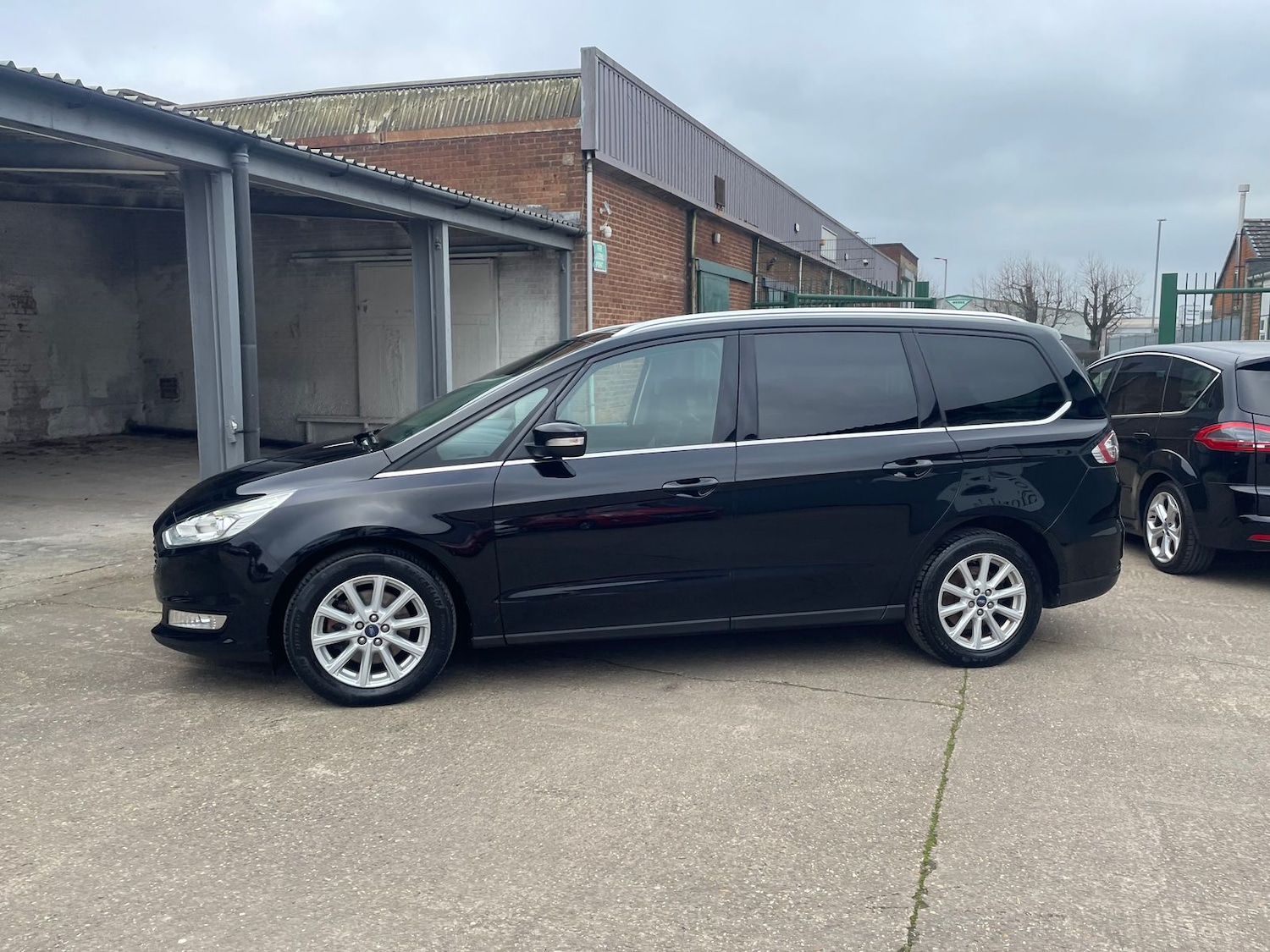 Used Ford Galaxy 2018 for sale - 77810329: Photo 71