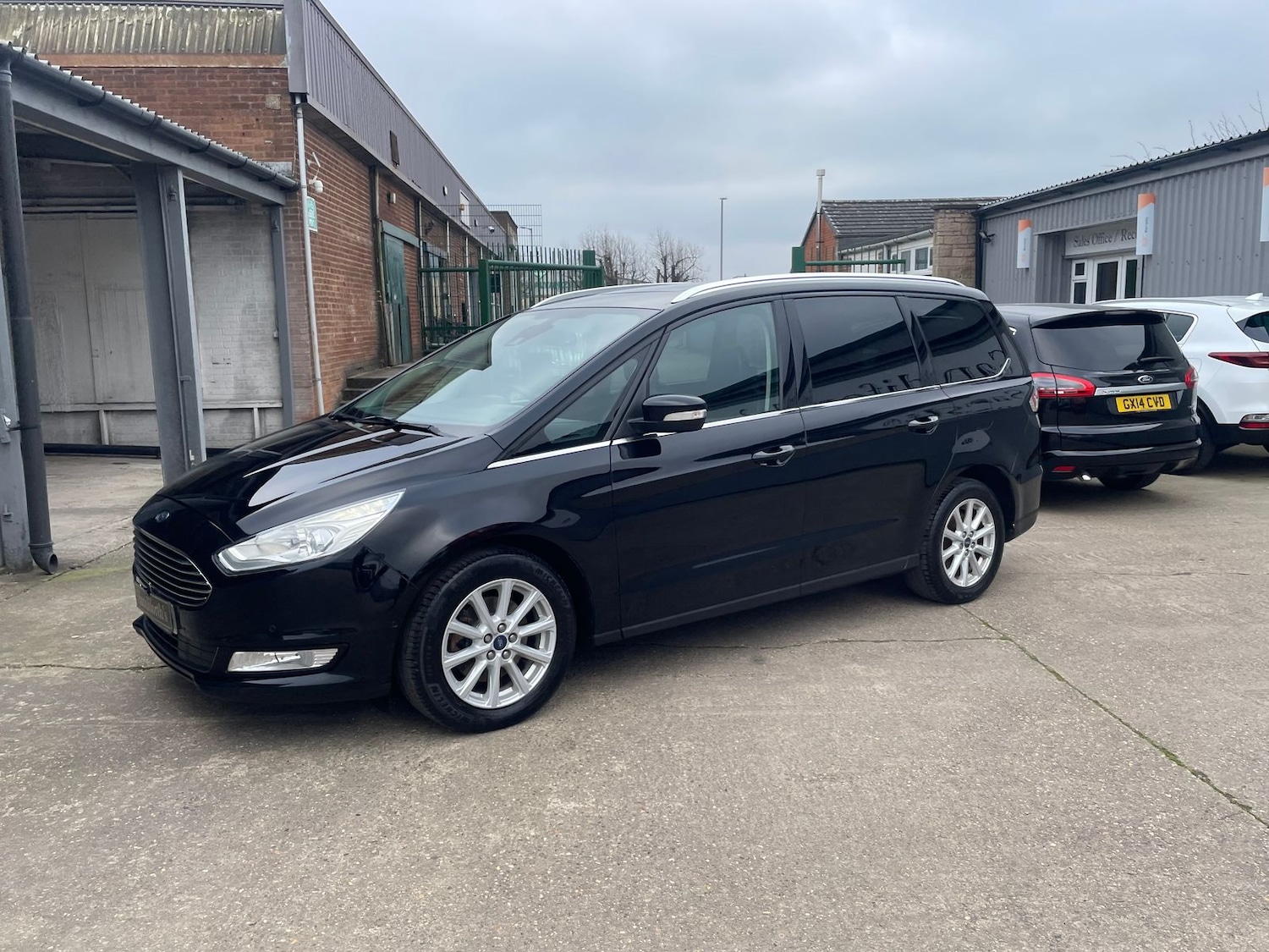 Used Ford Galaxy 2018 for sale - 77810329: Photo 74