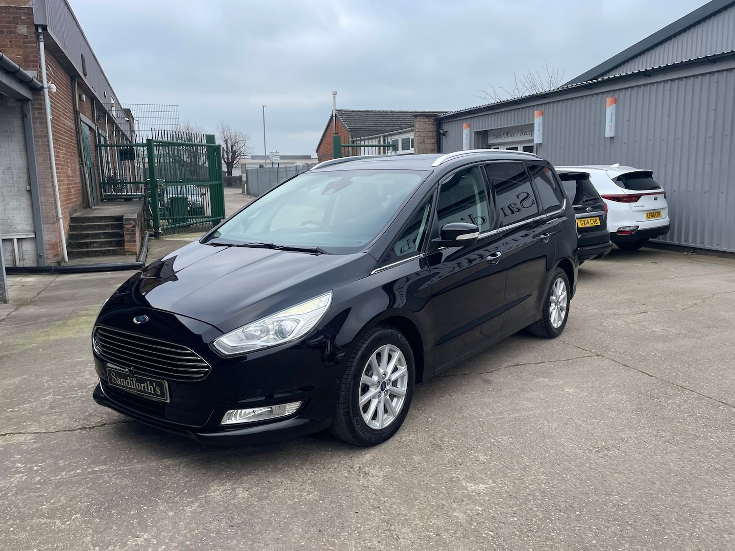 Used Ford Galaxy 2018 for sale - 77810329: Photo 76