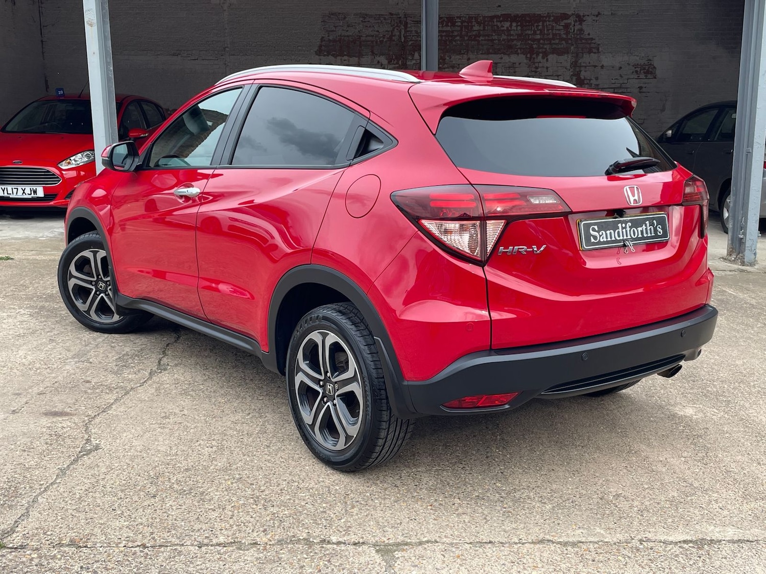 Used Honda HR-V 2017 for sale - 76086570: Photo 21