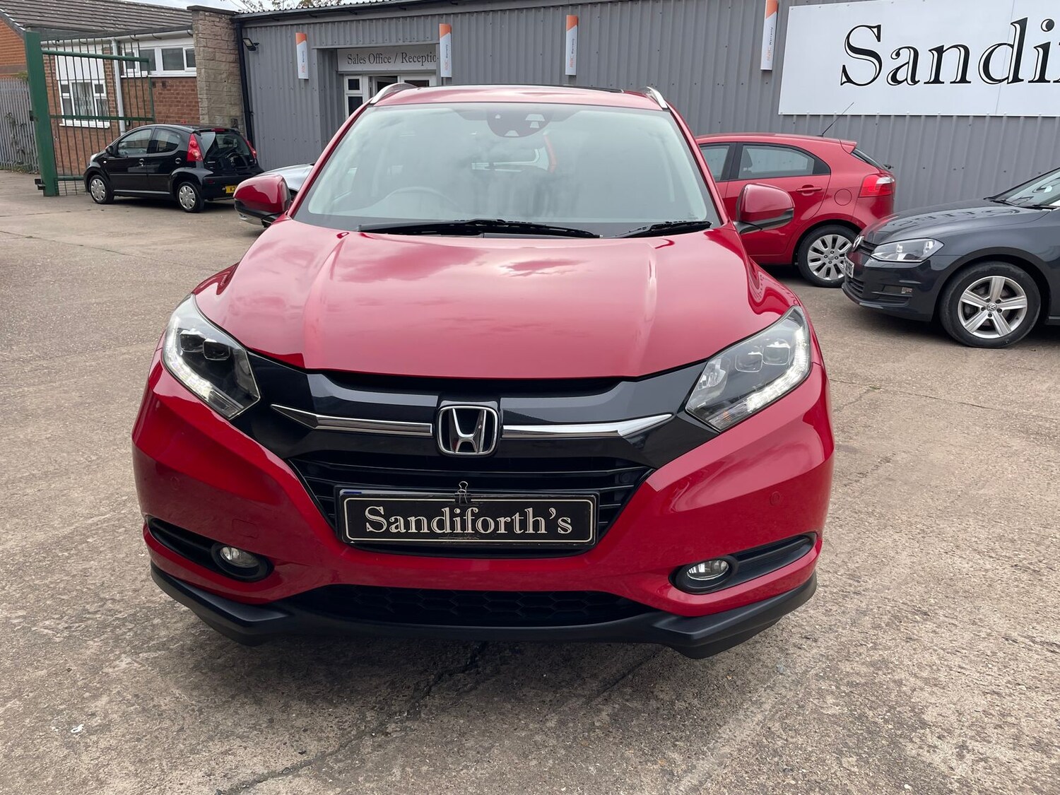 Used Honda HR-V 2017 for sale - 76086570: Photo 37