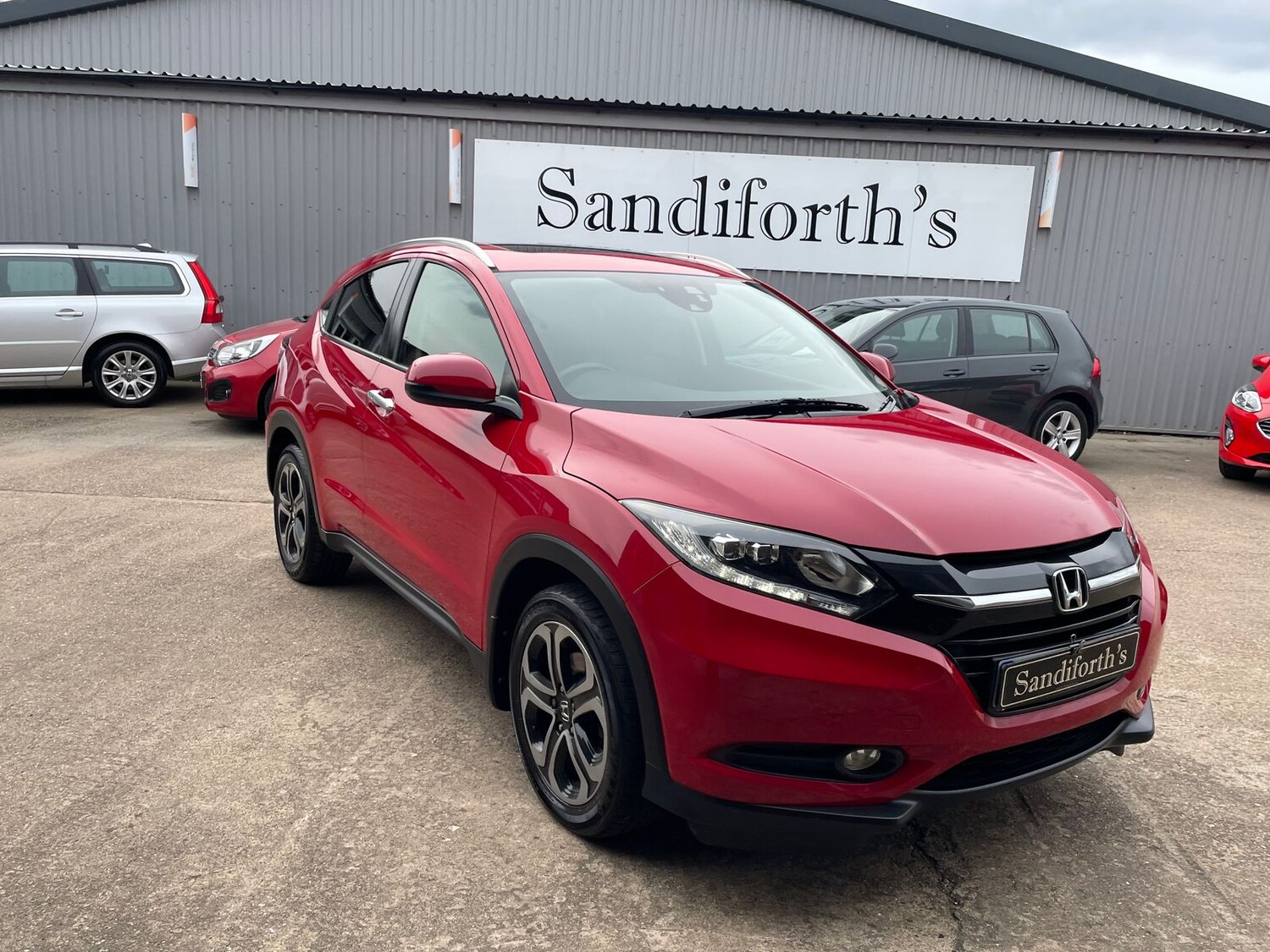 Used Honda HR-V 2017 for sale - 76086570: Photo 41