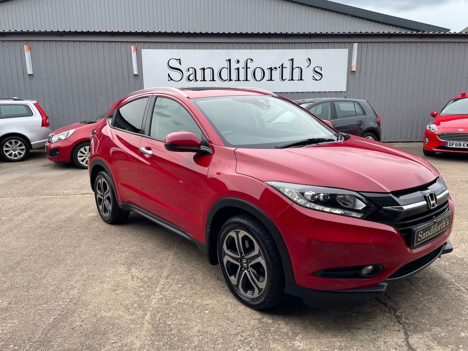 Used Honda HR-V 2017 for sale - 76086570: Photo 42