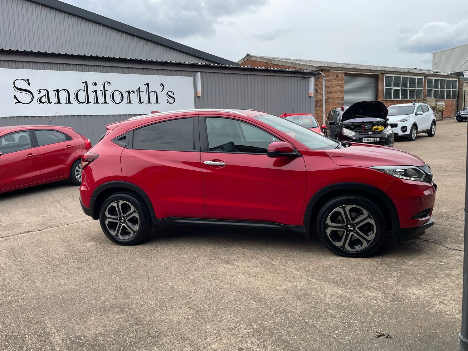 Used Honda HR-V 2017 for sale - 76086570: Photo 43