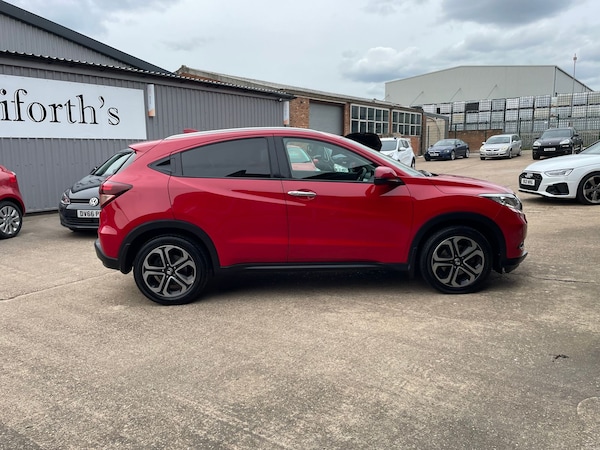 Used Honda HR-V 2017 for sale - 76086570: Photo 45