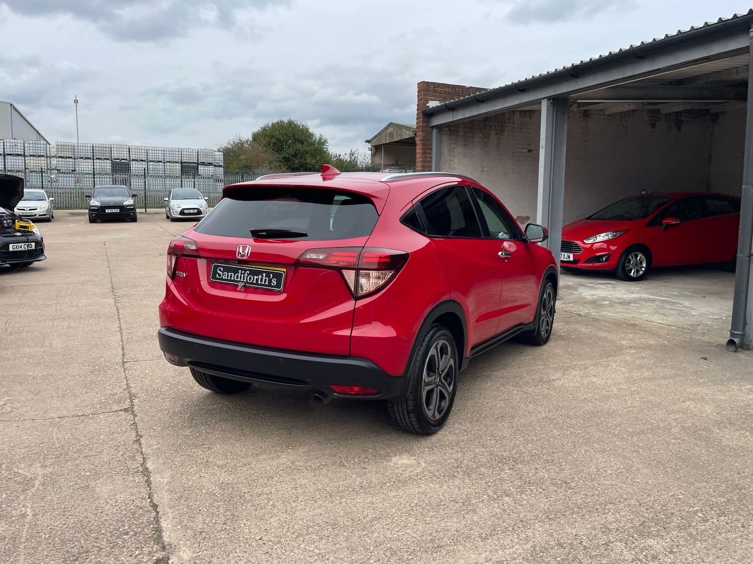 Used Honda HR-V 2017 for sale - 76086570: Photo 53