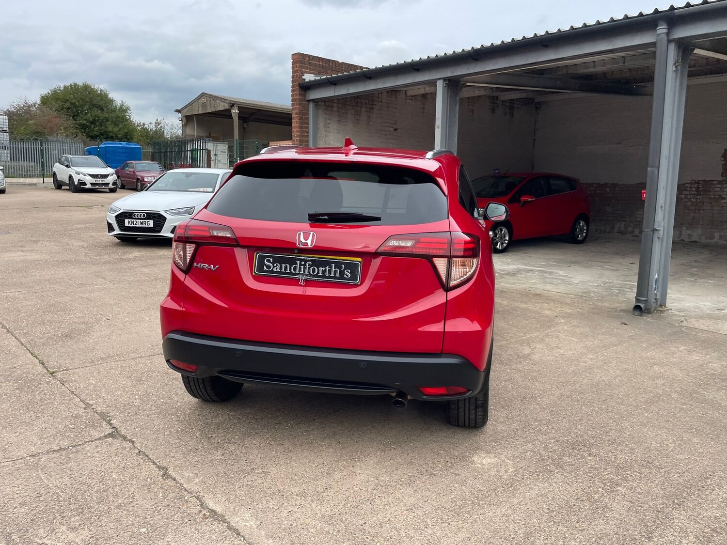 Used Honda HR-V 2017 for sale - 76086570: Photo 55