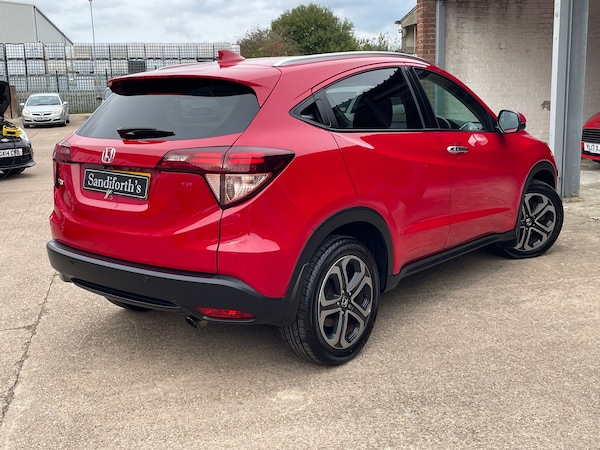 Used Honda HR-V 2017 for sale - 76086570: Photo 5