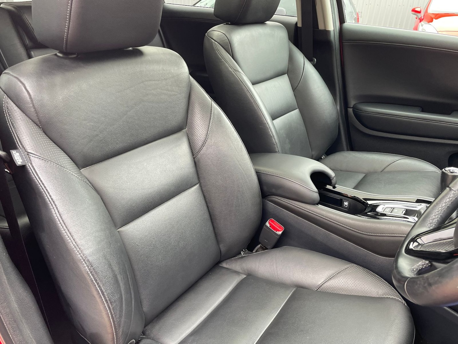 Used Honda HR-V 2017 for sale - 76086570: Photo 7