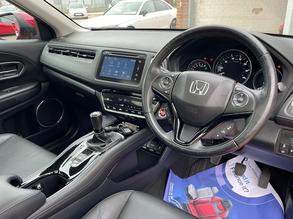 Used Honda HR-V 2017 for sale - 76086570: Photo 8