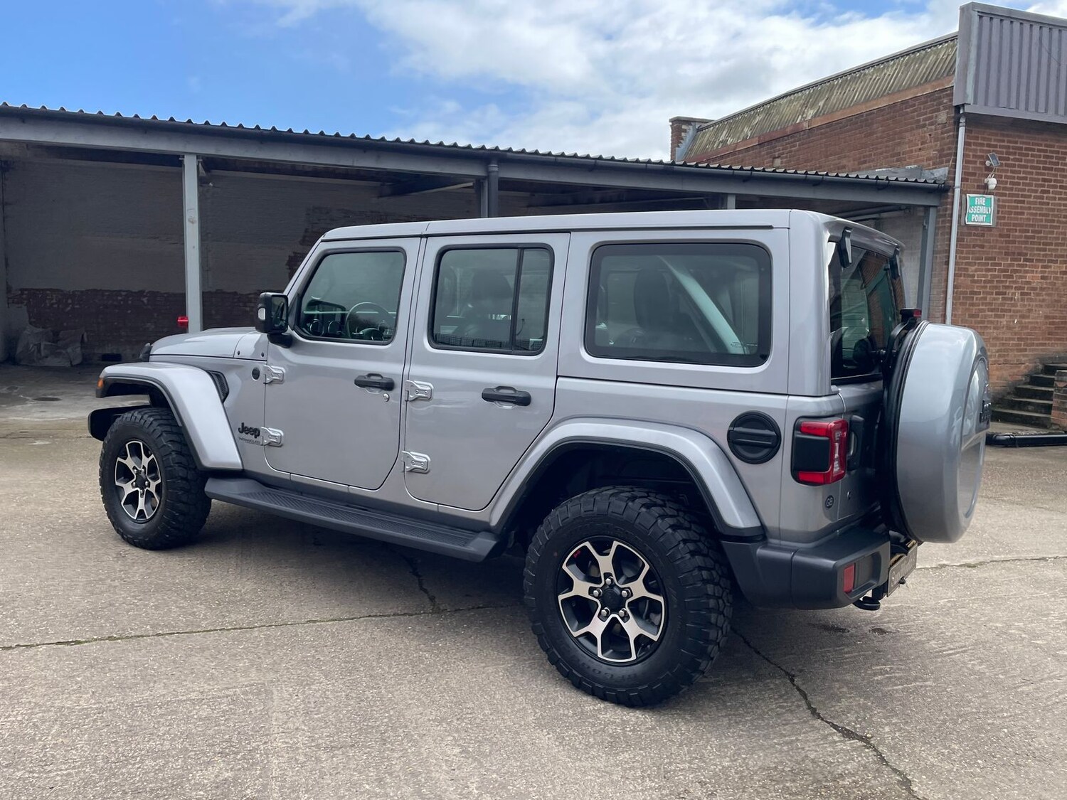 Used Jeep Wrangler 2021 for sale - 78103097: Photo 61